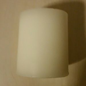 Fresh Linen Scented Pillar Candle